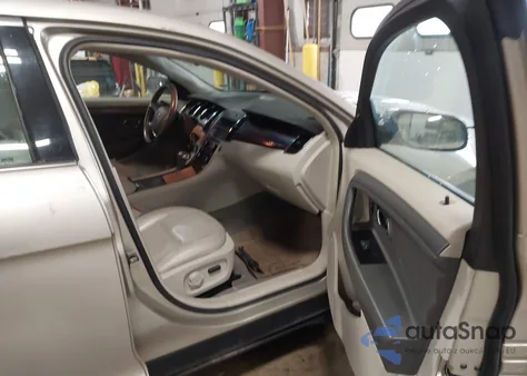 2010 Ford Taurus Sel z USA, uszkodzony, nr VIN 1FAHP2EW9AG165079